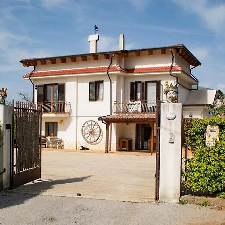 L'Arcadia Bed and Breakfast Giffoni Sei Casali Εξωτερικό φωτογραφία